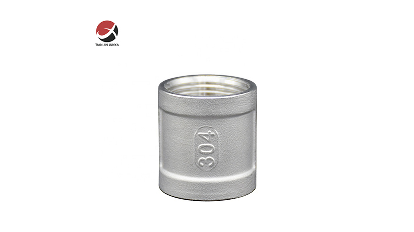 不鏽鋼(gang)鑄内絲有邊内(nèi)牙接頭管件