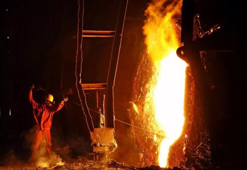 鋼殼(ké)中頻爐漏爐、穿(chuān)爐事故預防措(cuò)施